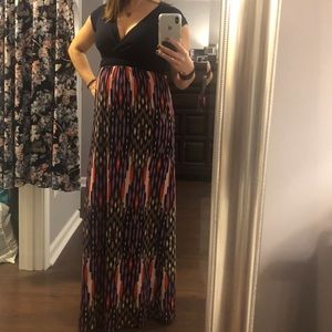 Pinkblush maternity maxi dress size small